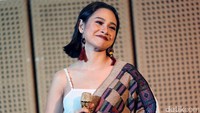 Andien saat ditemui di Galeri Indonesia Kaya, Jakarta Pusat pada Selasa (15/8). Pool/Palevi S/detikFoto.