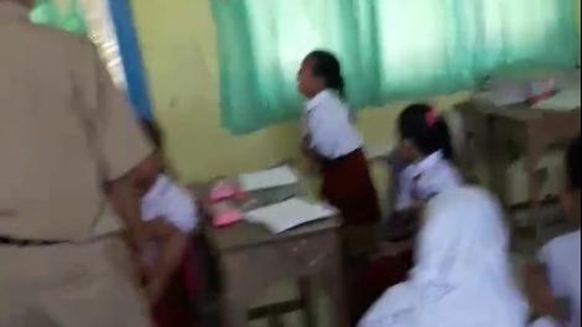 Kapan Tenaga Honorer Diangkat Jadi PNS?