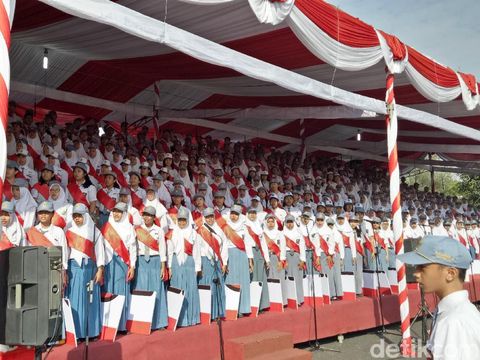 1.000 Paduan Suara Kolosal pelajar se-Jatim/