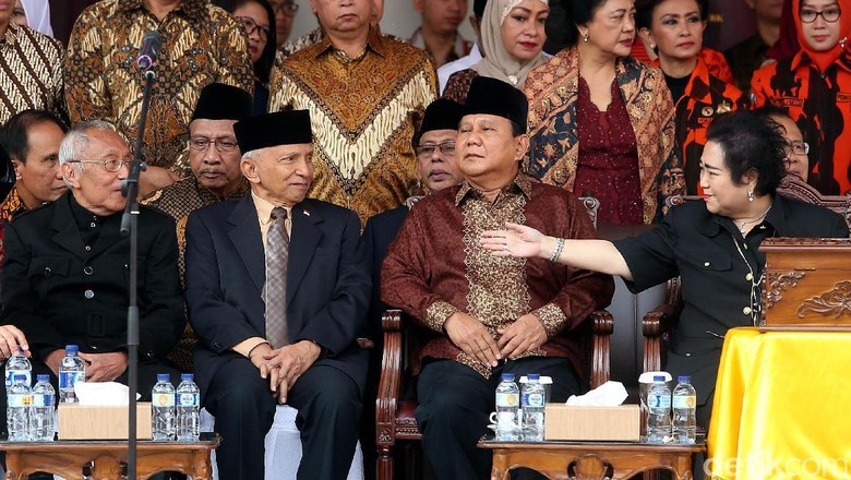 Amien Rais: Banyak yang Hafal Pancasila Tapi Tak Jalankan Nilainya Amien Rais: Banyak yang Hafal Pancasila Tapi Tak Jalankan Nilainya