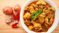 Gulai adalah nama umum hidangan kari. Gulai dibuat dari jenis daging atapun ikan. Opor dan rendang juga bisa dianggap gulai. (Foto: iStock)
