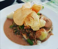 Gado-gado Bon Bin.