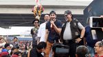 Ketika Cast Warkop DKI Reborn Part 2 Ikut Lomba Makan Kerupuk