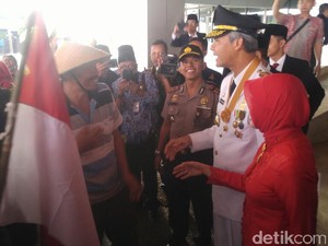 Hendak Upacara Kemerdekaan, Ganjar Dihadang Teman Masa Kecilnya