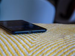 Intim dengan Ponsel Android Nokia Paling Sangar