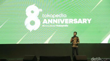 Saya dulu gagal mencari modal dua tahun, mencari karyawan pun saya gagal di dua hari pertama waktu saya ikut job expo di kampus saya yaitu Bina Nusantara, kisahnya. Tapi dia tak pernah menyerah menghadapi kondisi tersebut. Foto: Tokopedia
