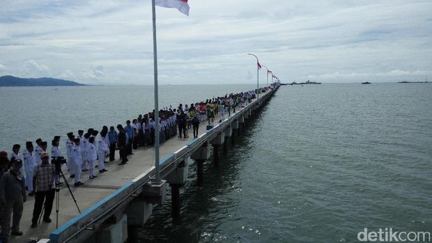 Upacara HUT ke-72 RI di Desa Sei Pancang, Sebatik, Kalimantan Utara.