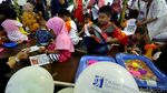 Puluhan Anak Mengikuti Lomba Mewarnai di HUT RI