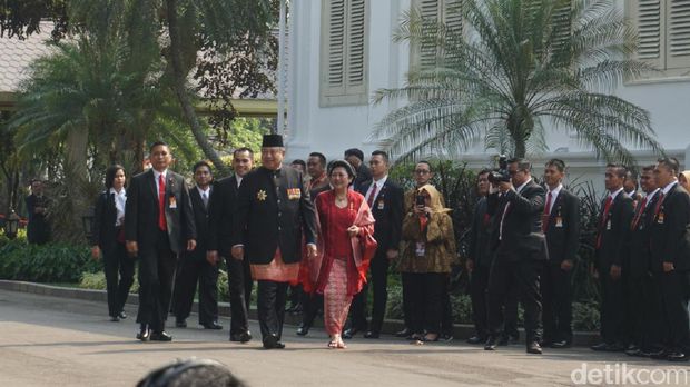 SBY dan Bu Ani Hadiri Perayaan HUT RI di Istana