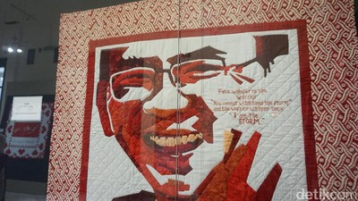 Foto: Sambut HUT RI, Wajah Ahok Menjelma Jadi Kain Perca Merah-Putih