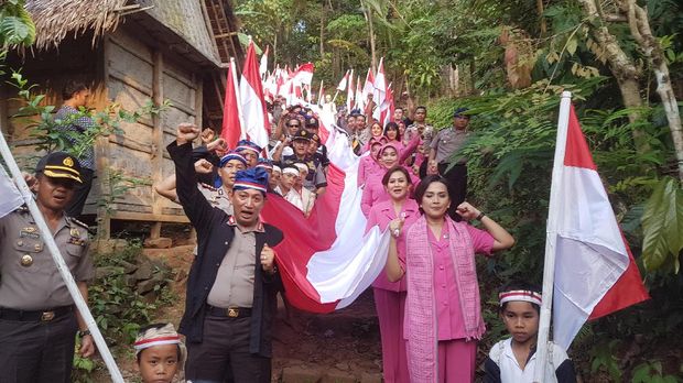 Kapolda Banten Brigjen Listyo Sigit Prabowo yang hadir dalam acara tersebut mengatakan ikrar suku Baduy menjadi contoh dan motivasi kepada rakyat Indonesia.
