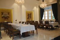 Mau Nikmati Sajian Nusantara Lengkap? Mampir Saja ke 5 Resto yang Baru Ini