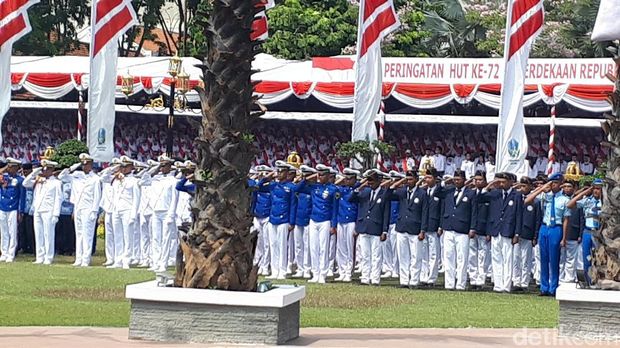 HUT RI di Grahadi/