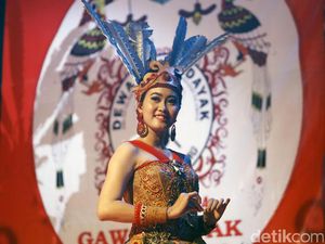Kelakar Dayak di Perbatasan: Garuda di Dada tapi Ringgit di Perut