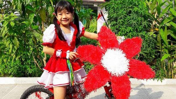 Foto: Meriahnya Sepeda Hias Anak di HUT RI ke-72