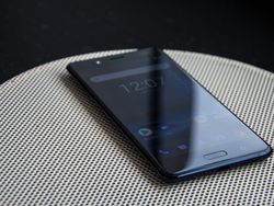 Intim dengan Ponsel Android Nokia Paling Sangar