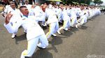 Warga Padati Monas Saksikan Upacara HUT RI