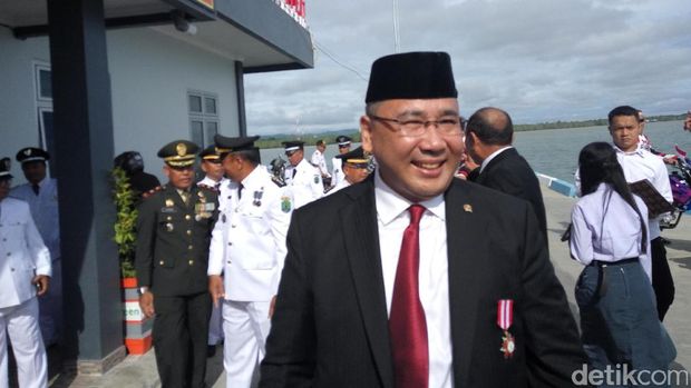  Menteri Desa, Pembangunan Daerah Tertinggal dan Transmigrasi (Mendes PDTT), Eko Putro Sandjojo, 