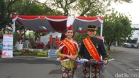 Kali ini yang berkesempatan menyambut tamu di Istana adalah Srawung Krumpyung dari Dinas Kebudayaan DIY. Mereka sudah menyiapkan alat-alat di panggung sejak tadi malam. Foto: Bagus Prihantoro Nugroho-detikcom