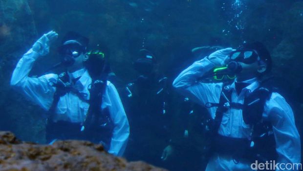Aurelie Moeremans Jadi Paskibra Underwater, Status Komika Acho Masih Tersangka