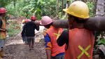 Foto : Perjuangan Memerdekakan Pelosok Kalimantan dari Gelap Gulita