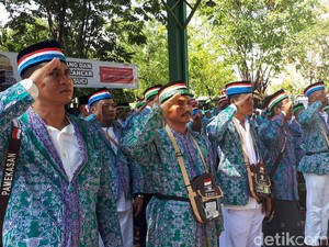 4 Jemaah Haji Debarkasi Surabaya Tertunda Kepulangannya