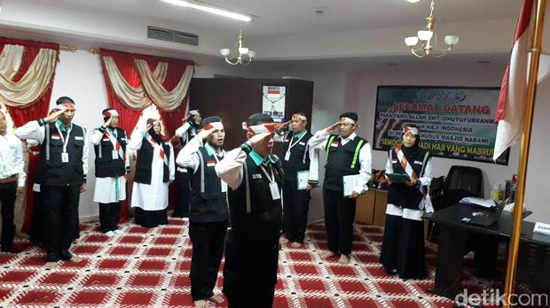 Upacara petugas haji sektor khusus di Masjid Nabawi