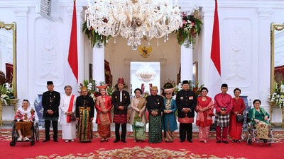 Foto-foto Seru HUT ke-72 RI di Istana dan Nyentriknya Para Menteri