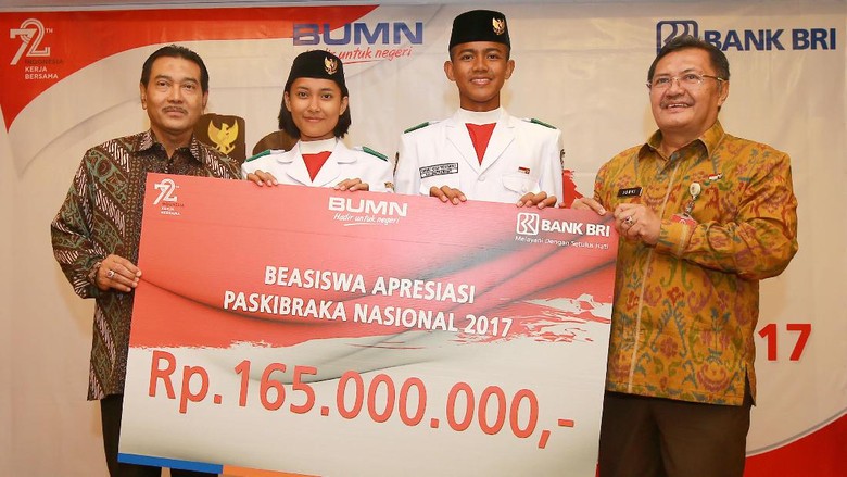 Selamat! Paskibraka Nasional Dapat Beasiswa Senilai Rp 165 Juta Selamat! Paskibraka Nasional Dapat Beasiswa Senilai Rp 165 Juta