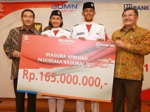 Selamat! Paskibraka Nasional Dapat Beasiswa Senilai Rp 165 Juta