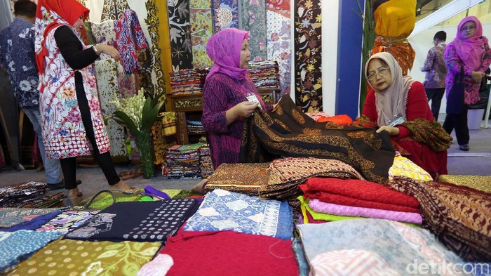 Potensi Triliunan Rupiah dari Bisnis UMKM Gubernur BI Agus Martowardojo menganggap sektor ekonomi inovatif pada UMKM terus menjadi sumber perkembangan ekonomi Indonesia.