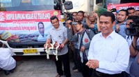 Menteri Pertanian (Mentan) Andi Amran Sulaiman melepas 12 kontainer bawang merah untuk diekspor ke Thailand. Pelepasan dilakukan di Brebes, Jawa Tengah, Kamis (17/8/2017). (Kementan).