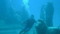 Pada tahun 2007, laut seluas 6 hektar disulap menjadi lahan seni. Namun ide gila datang, tatkala menjadikan Neptune Memorial Reef sebagai makam (Neptune Memorial Reef/Facebook)