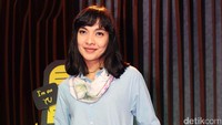 Manis banget ya senyumnya Tika Bravani. (Foto: Ismail/detikHOT)