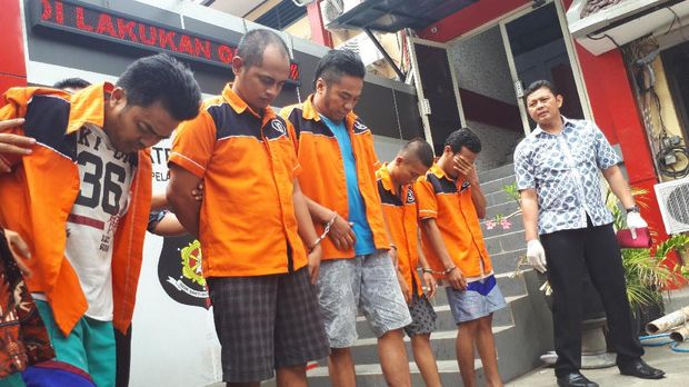 Lima diamankan, dua masih buron