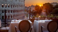 Ristorante Aroma bisa Anda kunjungi ketika  di Roma. Ajaklah pasangan Anda untuk makan malam di restoran ini. Selain suasananya yang romantis, restoran ini juga menyajikan masakan Italia yang autentik. Dilengkapi pemadangan Colosseum yang indah. (Foto: Istimewa)