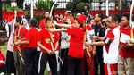 Serunya Sri Mulyani Main Voli, Catur hingga Panahan