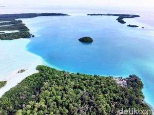 Maldives Baru dari Halmahera Selatan