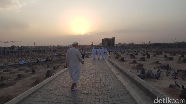 Subhanallah! Beginilah Sunrise Favorit Jemaah Haji