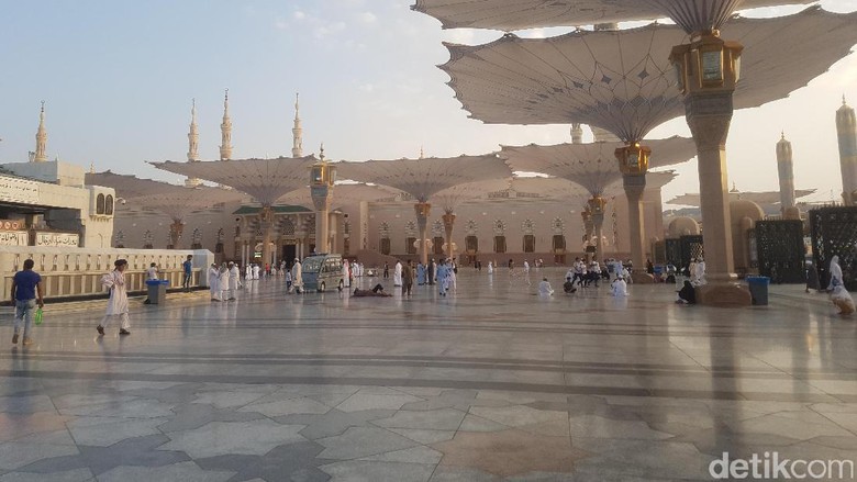 Jemaah Haji Jakarta Meninggal Dunia Saat Salat di Masjid Nabawi Jemaah Haji Jakarta Meninggal Dunia Saat Salat di Masjid Nabawi
