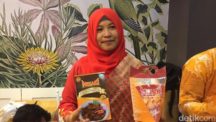 Modal Rp 5 Juta, Wanita Ini Bisnis Rendang Beromzet Rp 60 Juta/Bulan