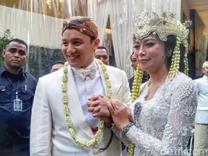 Moreno Soeprapto Resmi Menikah, Caisar Ceraikan Indadari