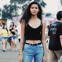 Selepas lulus SMA, bungsu dari empat bersaudara ini memutuskan hijrah ke Jakarta seorang diri untuk menseriusi dunia modeling. (Foto: Instagram/Laras Sekar)