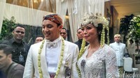 Wajah semringah keduanya saat menemui wartawan. Febriyan Tino/detikHOT
