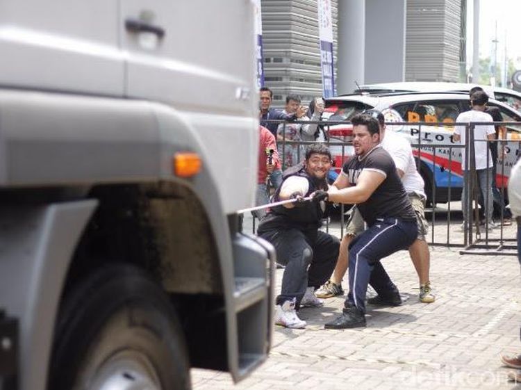 Agustusan ala Pencinta Otomotif