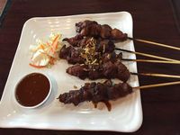 Makanan Indonesia Juga Populer di Amerika, Ini 5 Restoran Indonesia di Los Angeles