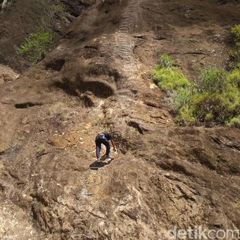 Panjat Dinding 'Via Ferrata' Trenggalek/