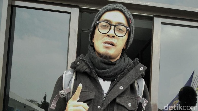 Evie Effendi Diperiksa Polisi soal Nabi Muhammad Sesat Evie Effendi Diperiksa Polisi soal Nabi Muhammad Sesat