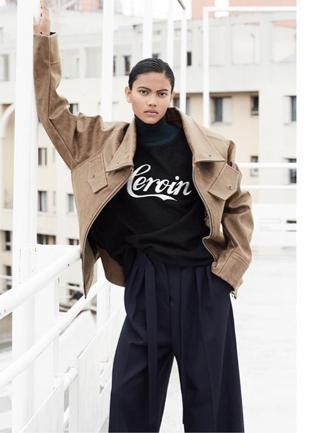 Bercita-cita sebagai guru, Laras mengubah haluan hidup dengan mencoba menjadi model saat duduk di bangku SMA. (Foto: Instagram/Laras Sekar)