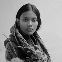 Meski sudah melalui proses fitting pakaian dan gladibersih di catwalk, Laras belum pasti tampil di fashion show YSL. (Foto: Instagram/Laras Sekar)